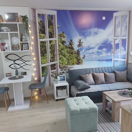 # Espresso 2 Apartman Sa Garazom สเรมสกา มิโตรวิตซา ภายนอก รูปภาพ
